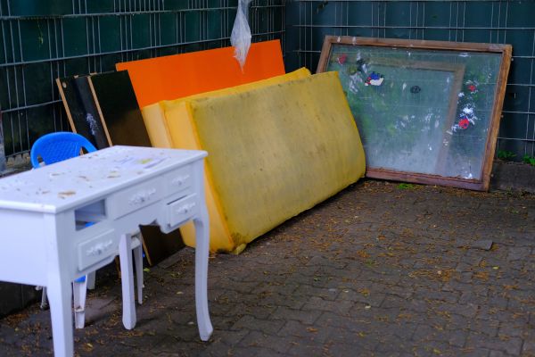 Old Furniture Disposal in Oroville